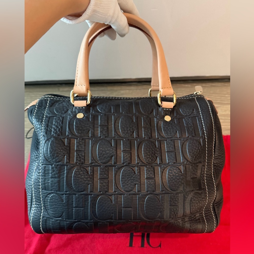 Carolina Herrera Black Andy 7 with Tan Handles - Picture 8 of 15